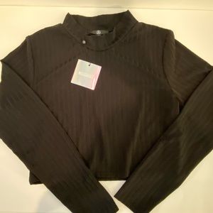 Miss Guided Cropped Black Long Sleeve
